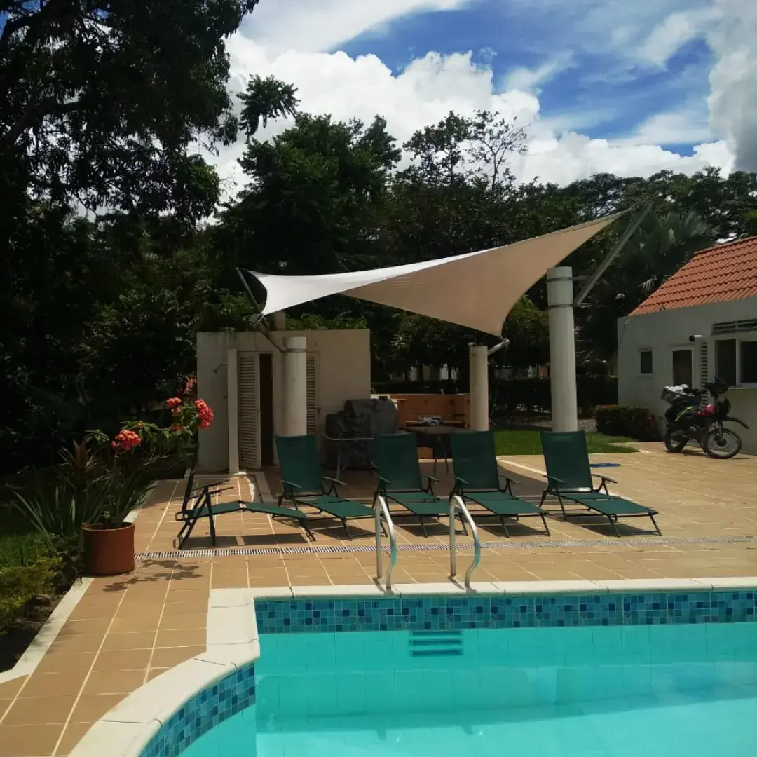 Cubierta de membrana para piscina