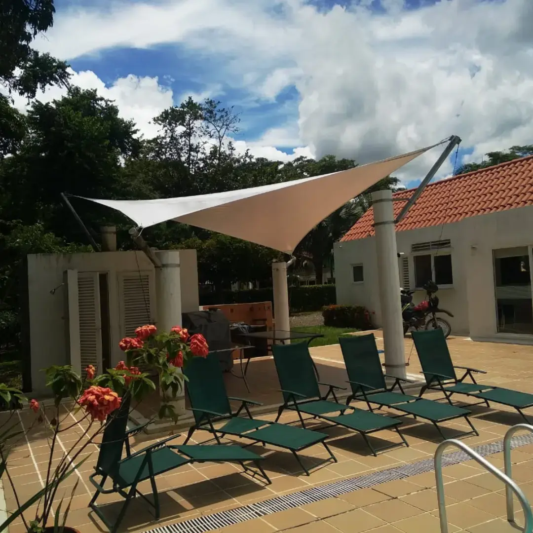 Cubierta de membrana para vivienda