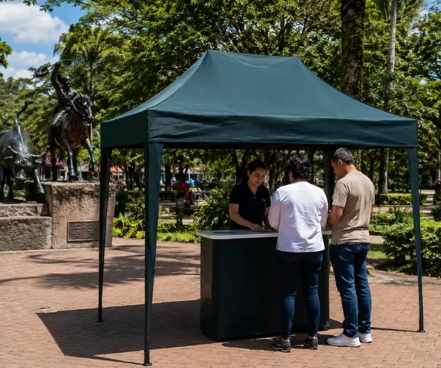 Kiosco plegable 2x3m con impresión de marca en punto de activación