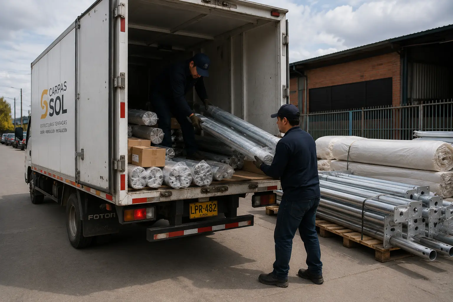 Transporte y logística de membrana tensada