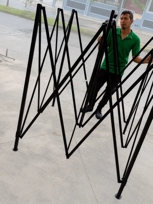 Kiosco plegable armado