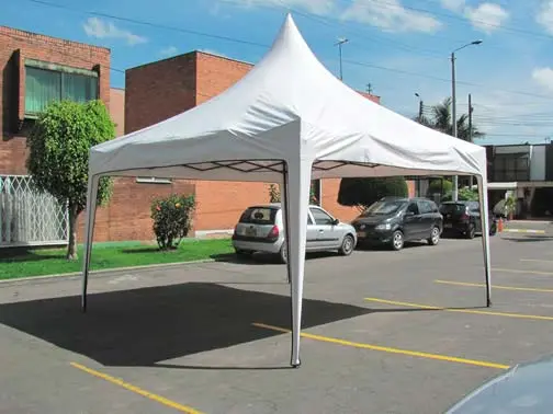 Kiosco plegable instalado