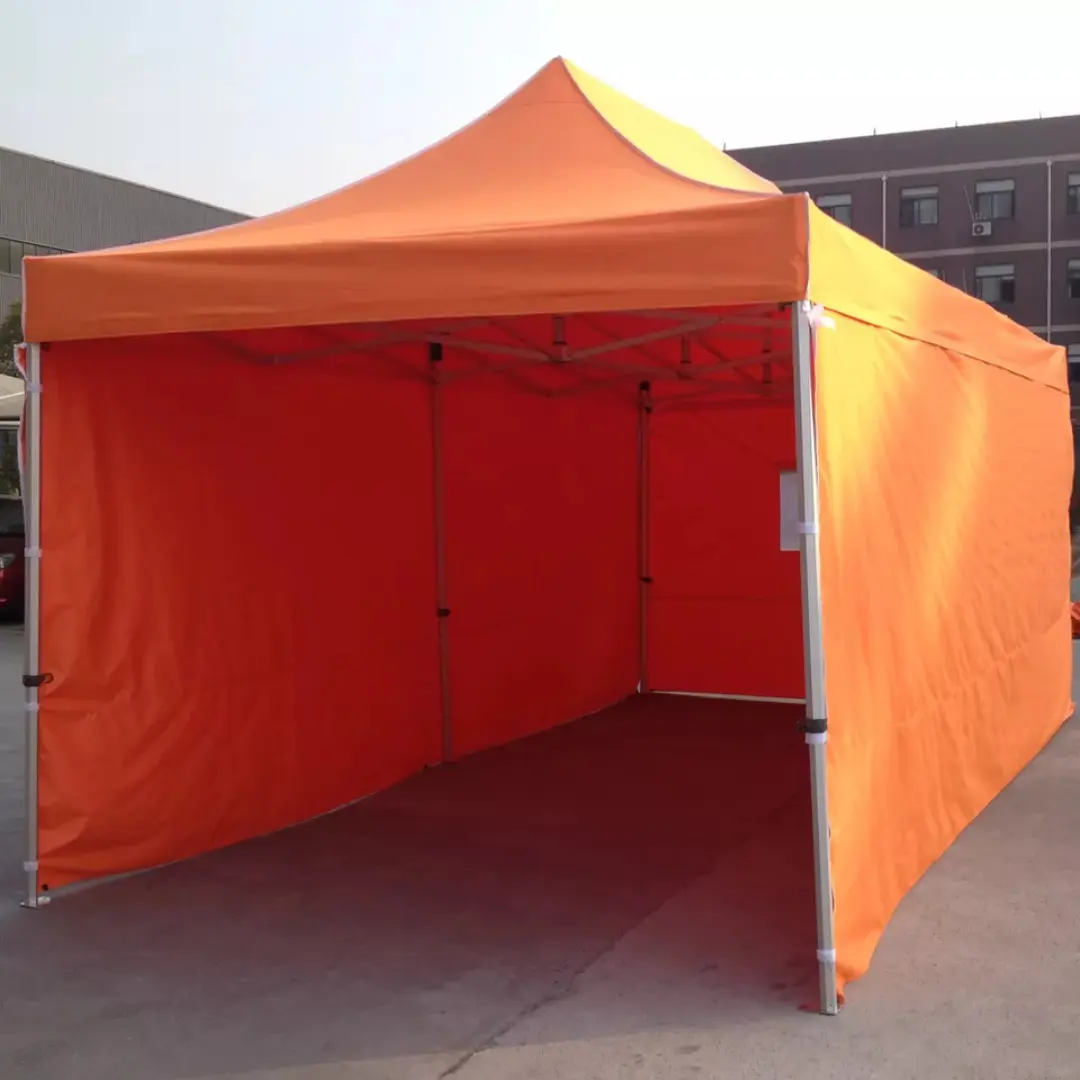 Kiosco plegable instalado